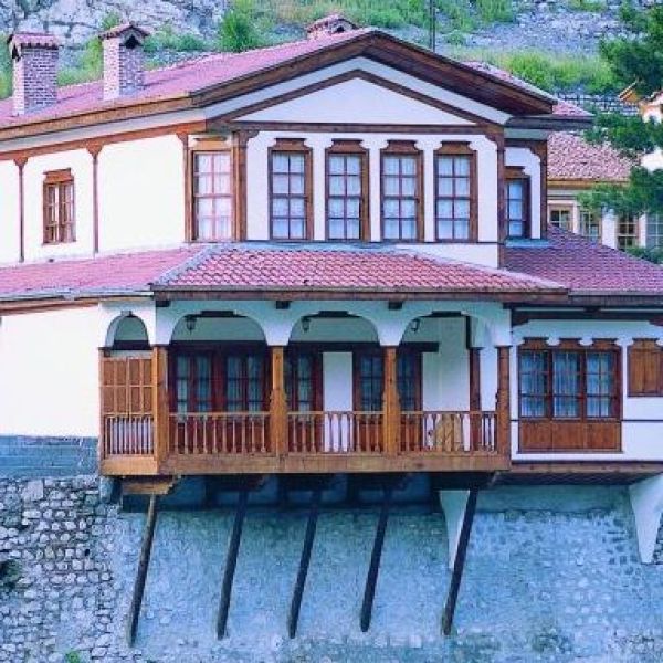 Yalıboyu Evleri › Gezi Rehberi | Merkez | Amasya