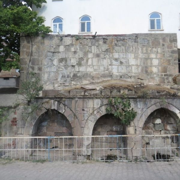 Tarihi Tapınak › Gezi Rehberi | Adaklı | Bingöl