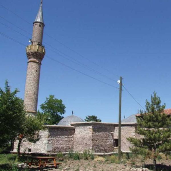 Elvan Çelebi Camii ve Türbesi › Gezi Rehberi | Mecitözü | Çorum