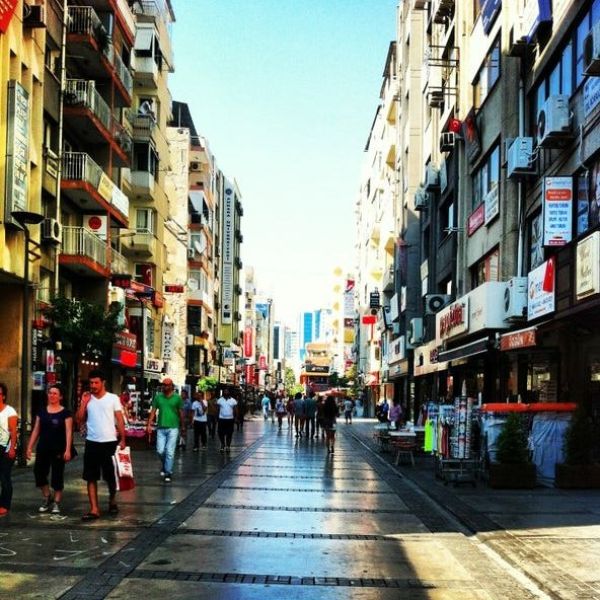 Alsancak Kıbrıs Şehitleri Caddesi › Gezi Rehberi | Konak | İzmir