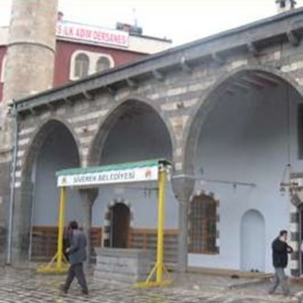 Hüseyin Çeribaşı Camii › Gezi Rehberi | Siverek | Şanlıurfa