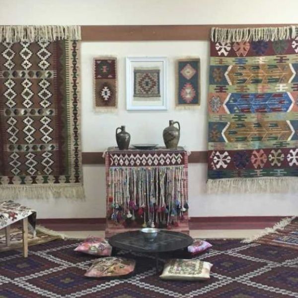 Eşme Kilim Evi ve Kent Arşivi › Gezi Rehberi | Eşme | Uşak