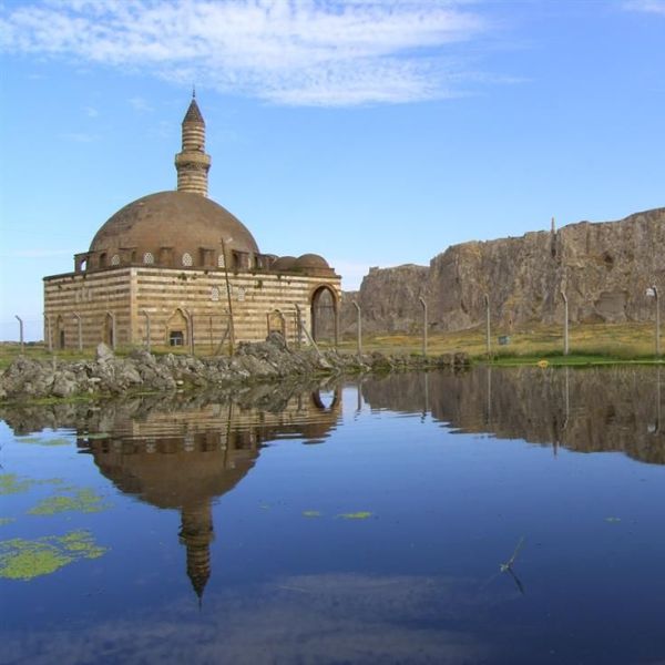 Kaya Çelebi Camii › Gezi Rehberi | İpekyolu | Van